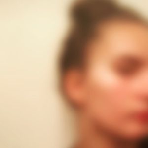 Meet your Posher, Mariella